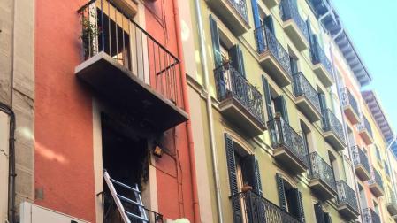 El autor del fuego en la calle Mayor usó acelerantes para iniciarlo