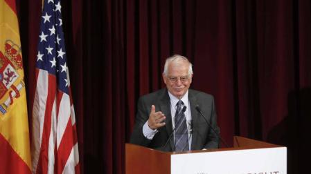 Borrell golpea al independentismo en el exterior