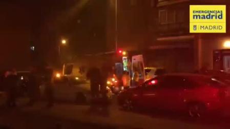 Tres apuñalados y una mujer tiroteada en Madrid