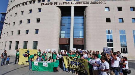 13 millones de personas tendrían que pleitear con sus bancos por las hipotecas