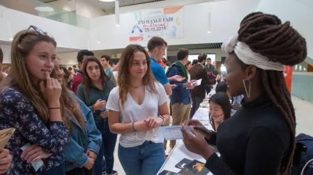 Alumnos de la UN participan en un encuentro sobre programas de intercambio
