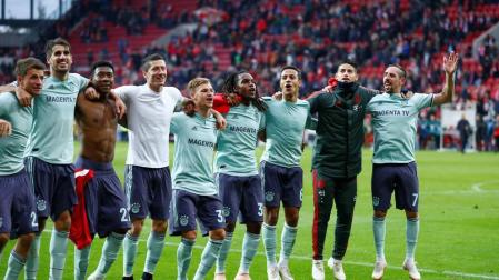 Javi Martínez, titular en la apurada victoria del Bayern contra el Mainz