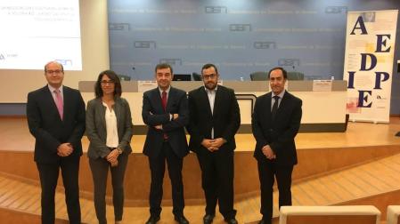 Aedipe Navarra y CEN abordan los retos de la Industria 4.0 en las relaciones laborales