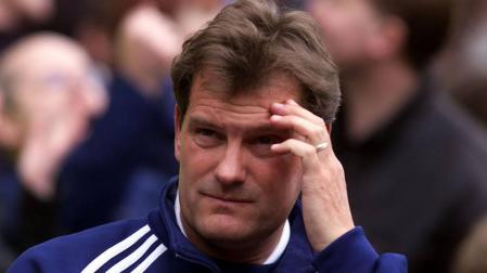 El exseleccionador inglés Glenn Hoddle, grave tras desmayarse en un plató
