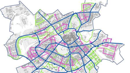 La Plataforma 8-80 reclama un carril bici entre la Txantrea y la Plaza Baluarte