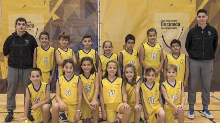 La gran familia amarilla del Club Baloncesto Oncineda