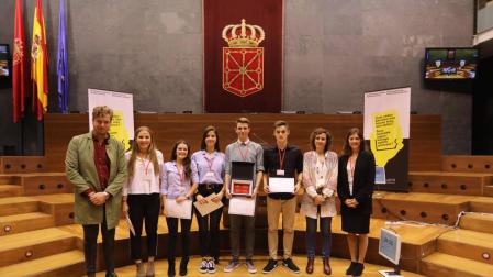 El IES Navarro Villoslada gana el IX Torneo de Debate de Bachillerato