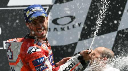 Dovizioso reina en Mugello y Viñales concluye segundo