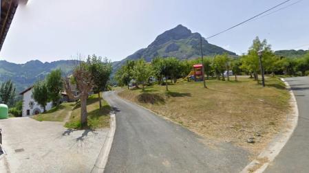 Herida una mujer de 70 años en una salida de vía en Azcárate