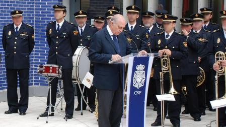 Piden cancelar plazas para músico en Policía hasta tener chalecos para todos