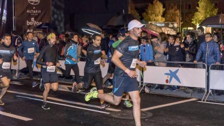 Más de 4.000 corredores tomaron este sábado Pamplona en la IV edición de la Carrera de las Murallas.