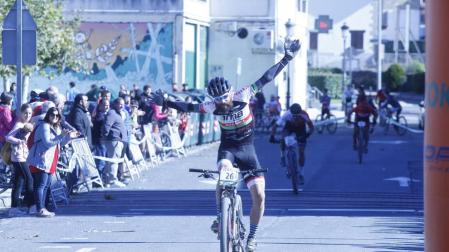 Bacu es un biker eterno