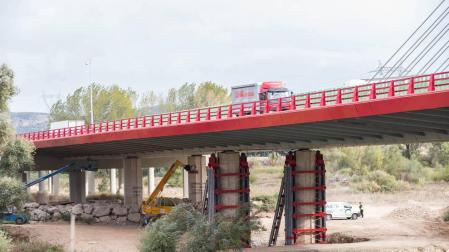 Se corta al tráfico este martes la AP-15 entre Valtierra y la conexión con la A-68