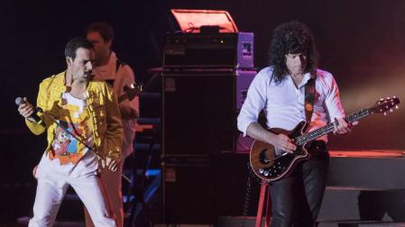 El espíritu de Queen se adueña del Arena