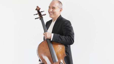 Asier Polo, violonchelista: “El público de Baluarte me va a escuchar en muchas facetas”
