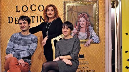 Tres Anas en una para una comedia con contenido