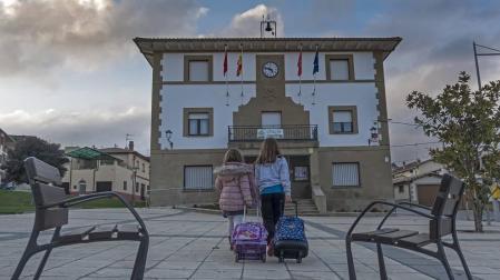 Los 1.750 vecinos mayores de edad votan si Ayegui pasa a la zona mixta
