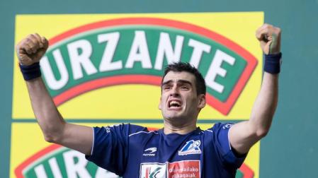 Ezkurdia, campeón del Cuatro y Medio en el Navarra Arena