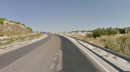 Cuatro jóvenes muertos y dos heridos graves en un accidente en Úbeda