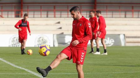 Osasuna renueva a Fran Mérida hasta 2020