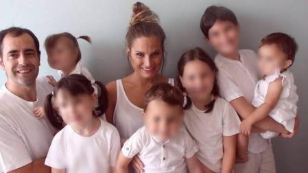 Imagen de la recogida de firmas de Change.org en la que aparece Verdeliss y su familia.