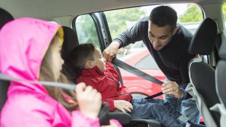 seguro coche niños