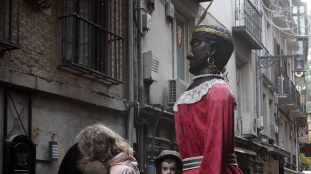 La festividad de San Saturnino ha arrancado con el desfile de Gigantes y Cabezudos