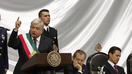 Andrés Manuel López Obrador asume la presidencia de México