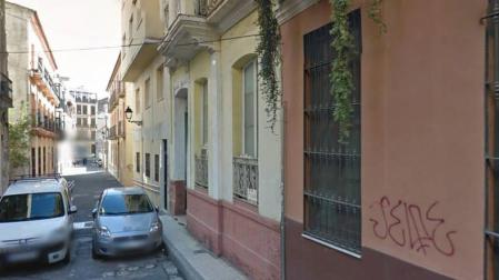 Detienen a una mujer de 20 años tras hallar a su hija de año y medio muerta