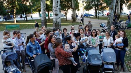 Todos los grupos piden aumentar las deducciones por hijo en Navarra