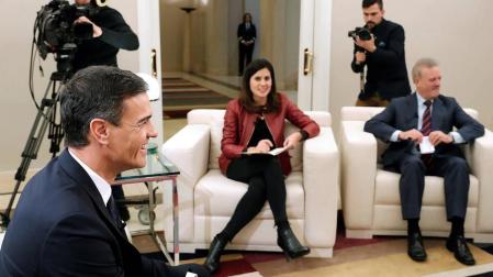 Sánchez suprimiría la inviolabilidad del Rey y cree que Felipe VI lo apoyaría