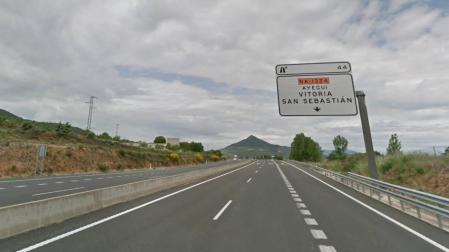 Interceptado un conductor de 87 años que circulaba en sentido contrario por la A12