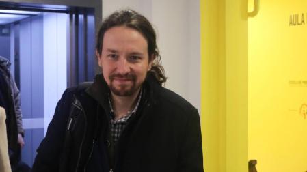 Pablo Iglesias, dirigiéndose a una reunión del partido.