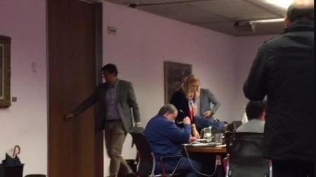 UPN y PP abandonan la Comisión de Hacienda en el Parlamento de Navarra