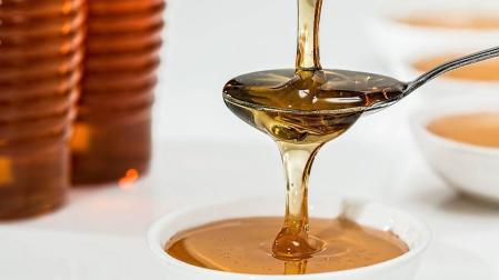 Una lengua electrónica identifica de forma rápida y barata la miel adulterada
