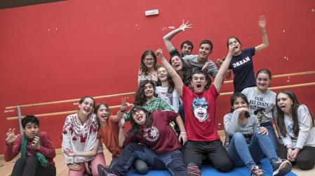Quince jóvenes salen a escena en Estella con la Red de Teatros de Navarra