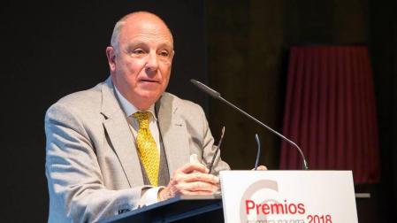 Unicarriers Manufacturing Spain ha sido galardonada con el Premio a la Internacionalización; iAR con el Premio a la Innovación, y José Antonio Pérez-Nievas con el Premio a la Trayectoria Empresarial y Profesional, en un acto al que han asistido cerca de 200 personas, entre las que se encontraban el vicepresidente del Gobierno Manu Ayerdi y el delegado del Gobierno en Navarra, José Luis Arasti.