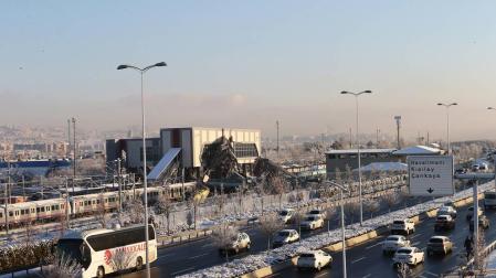 Al menos siete muertos y 46 heridos por el choque de dos trenes en Turquía