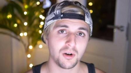 Absuelto el youtuber 'Dalas Review', acusado de abusar presuntamente de una menor