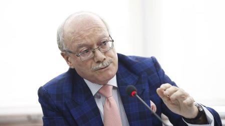 Las pensiones son "insostenibles" sin aumentar la edad de jubilación