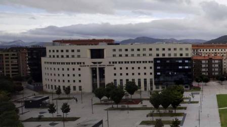 Salud indemniza con 11.147 euros a ocho jefes administrativos tras sentencia