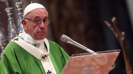 El Papa, a los jóvenes: "Disculpadnos si a menudo no os hemos escuchado"