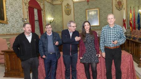 Tudela honra a los 6 trabajadores municipales jubilados este año