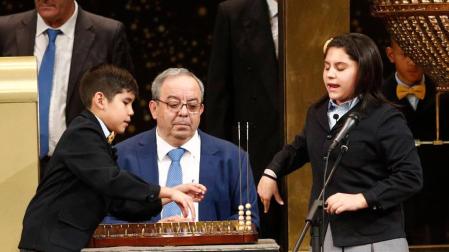 Lágrimas de Nerea, la niña que ha cantado el primer quinto premio del sorteo