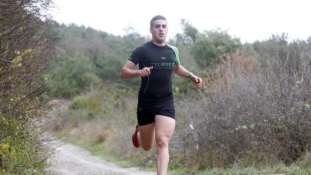 Un centenar de corredores se reunió en Zubiri.