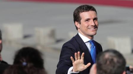 El líder del PP, Pablo Casado, a su llegada al Congreso para el acto solemne conmemorativo del 40 aniversario de la Constitución.