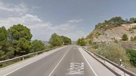 Carretera donde se ha producido el accidente con dos jóvenes muertos en Jaén.