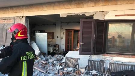 Daños causados por el terremoto con epicentro en la falda del Etna.
