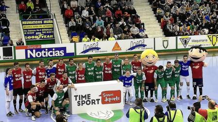 La solidaridad inunda el pabellón Anaitasuna