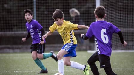 Encuentros disputados de la primera jornada del campeonato en las instalaciones de Tajonar.